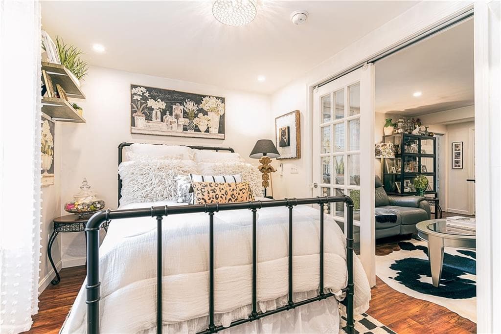 1149 Greenwich Avenue photo 38