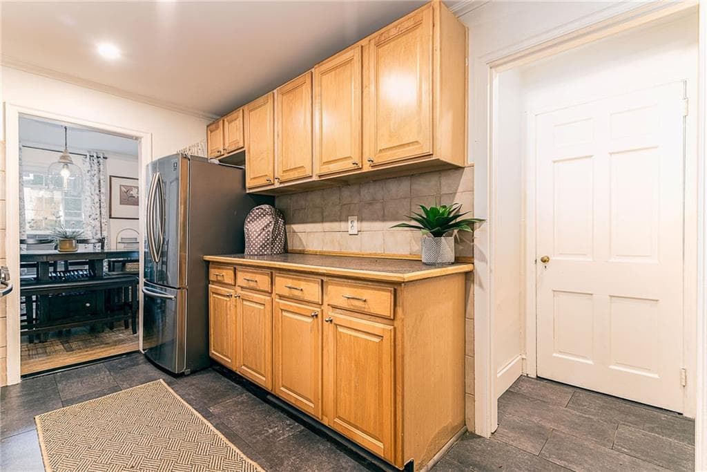 1149 Greenwich Avenue photo 11