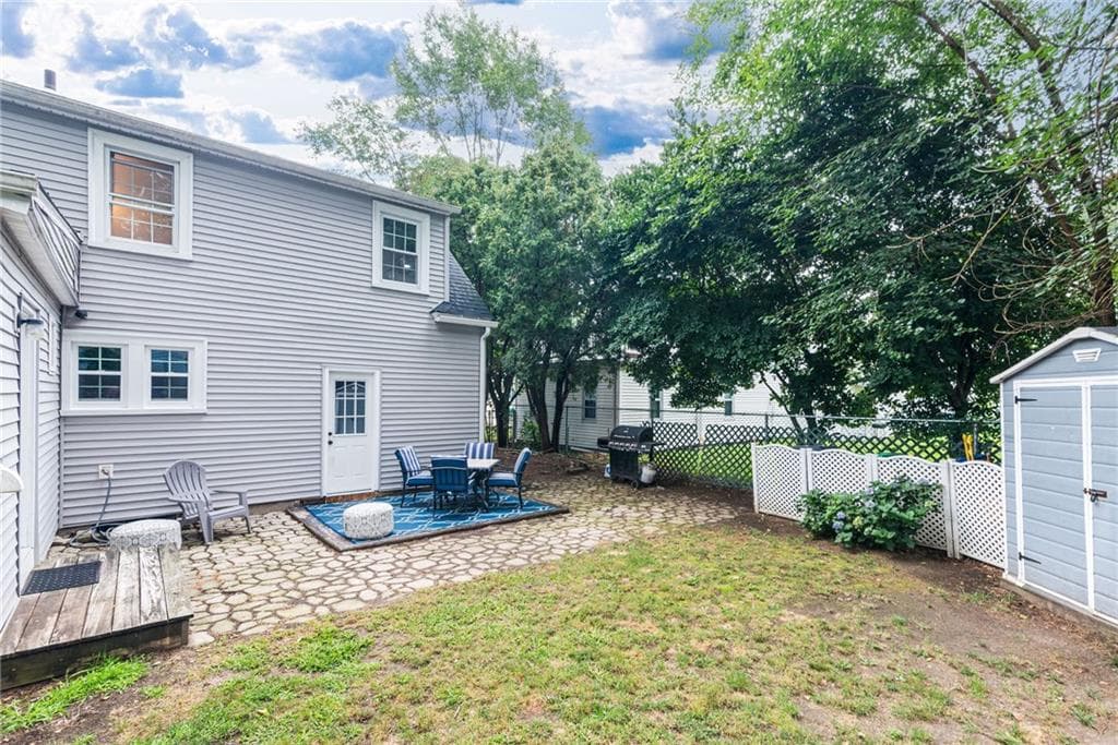 1149 Greenwich Avenue photo 44
