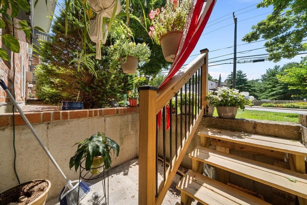 Condominium at 200 Manville Hill Road UNIT B30, Cumberland, photo 13 of 18