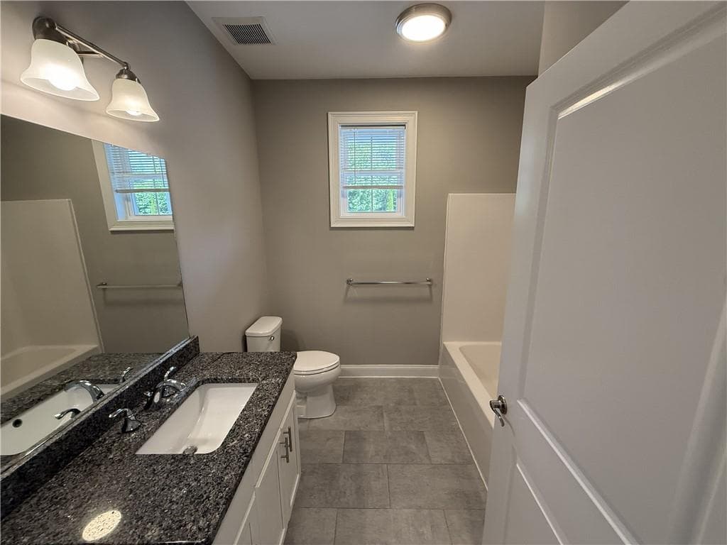 1535 Atwood Avenue UNIT 201 photo 10
