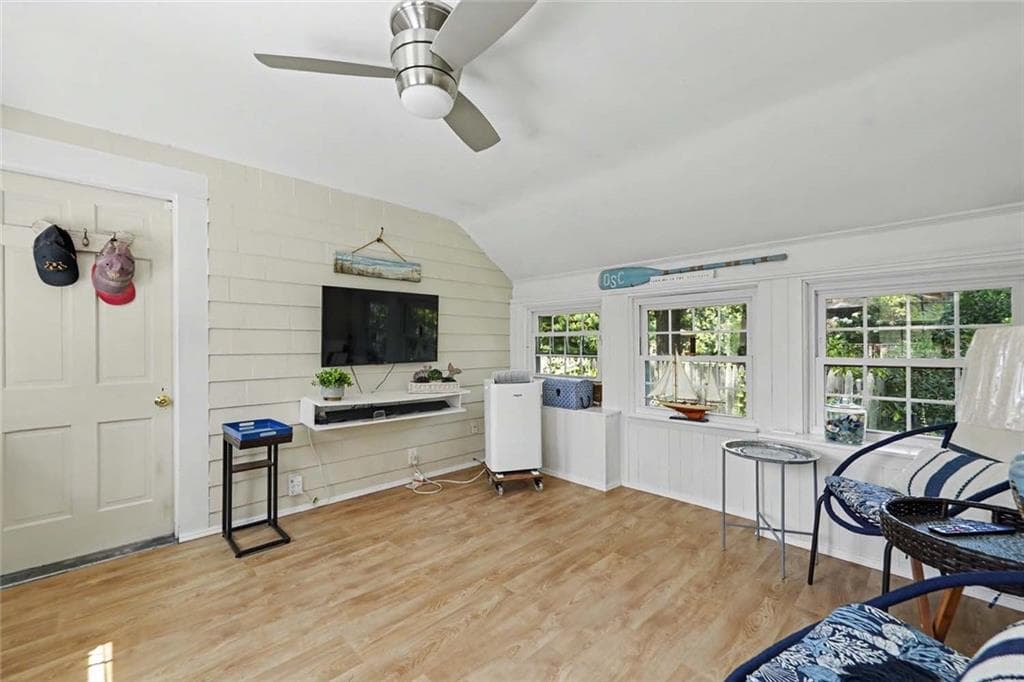 75 Princes Hill Avenue photo 8