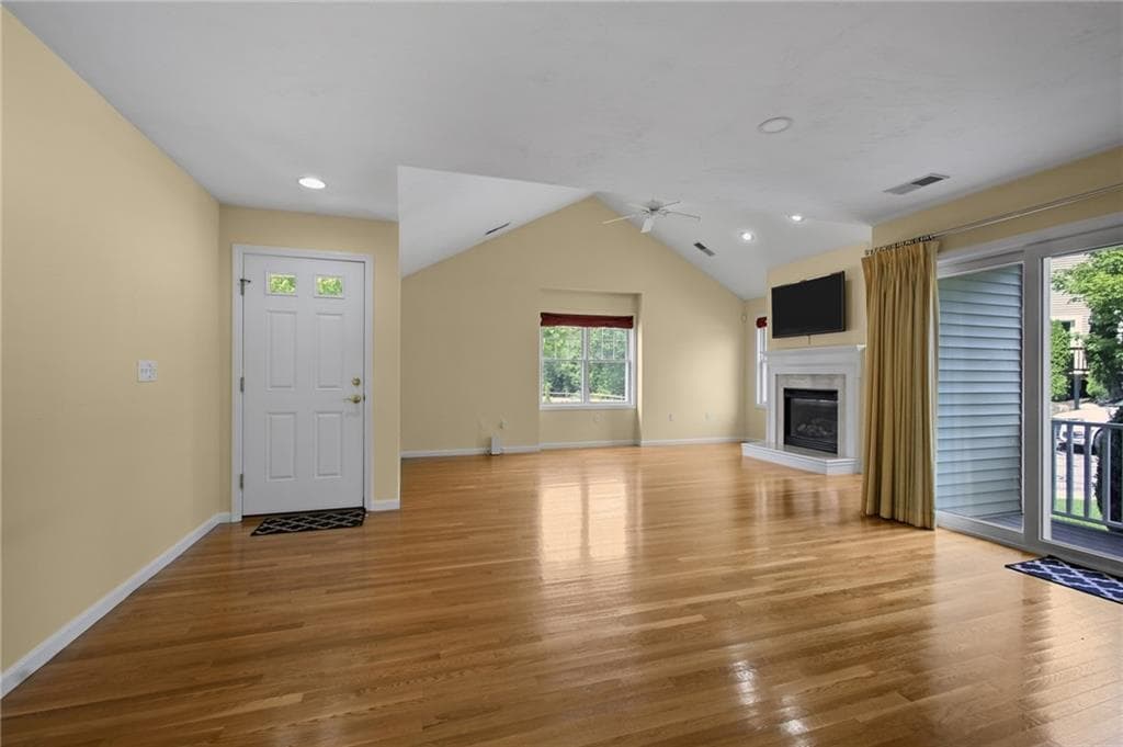 Condominium at 500 Mendon Road UNIT 326, Cumberland, photo 9 of 41