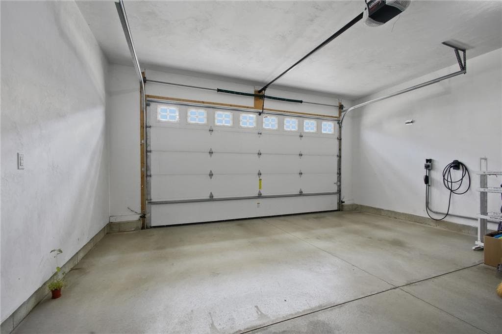 Condominium at 500 Mendon Road UNIT 326, Cumberland, photo 38 of 41