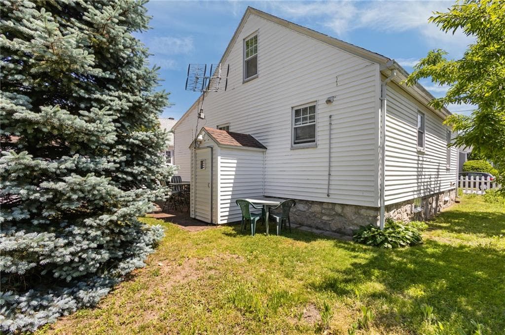 43 Virginia Avenue photo 3