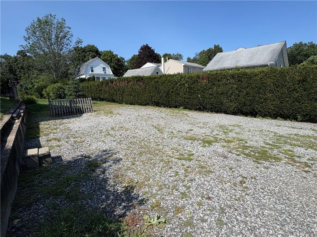 65 Summit Avenue photo 48