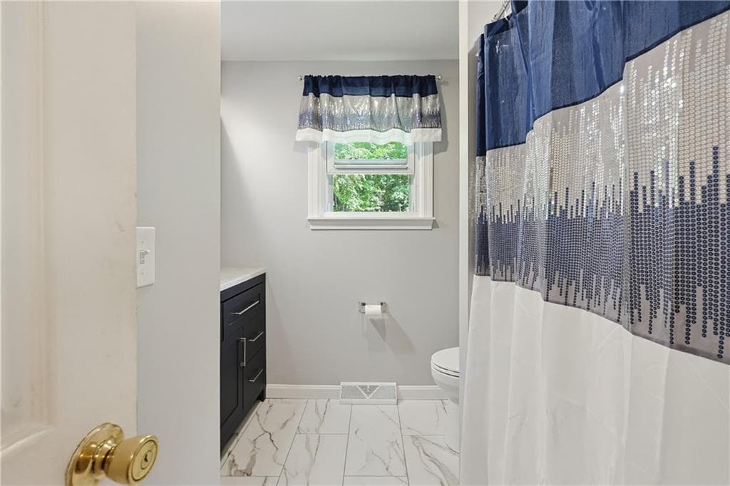 Single Family Residence at 417 Lake Washington Drive, Glocester, photo 17 of 23