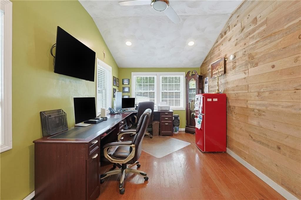 Single Family Residence at 417 Lake Washington Drive, Glocester, photo 11 of 23