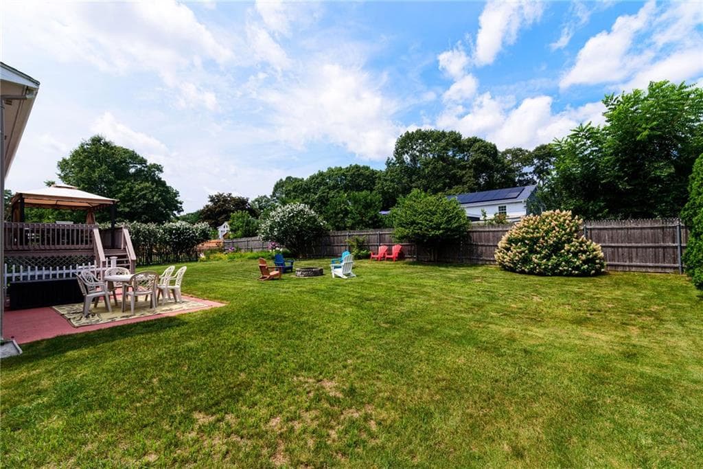 43 Crescendo Drive photo 42