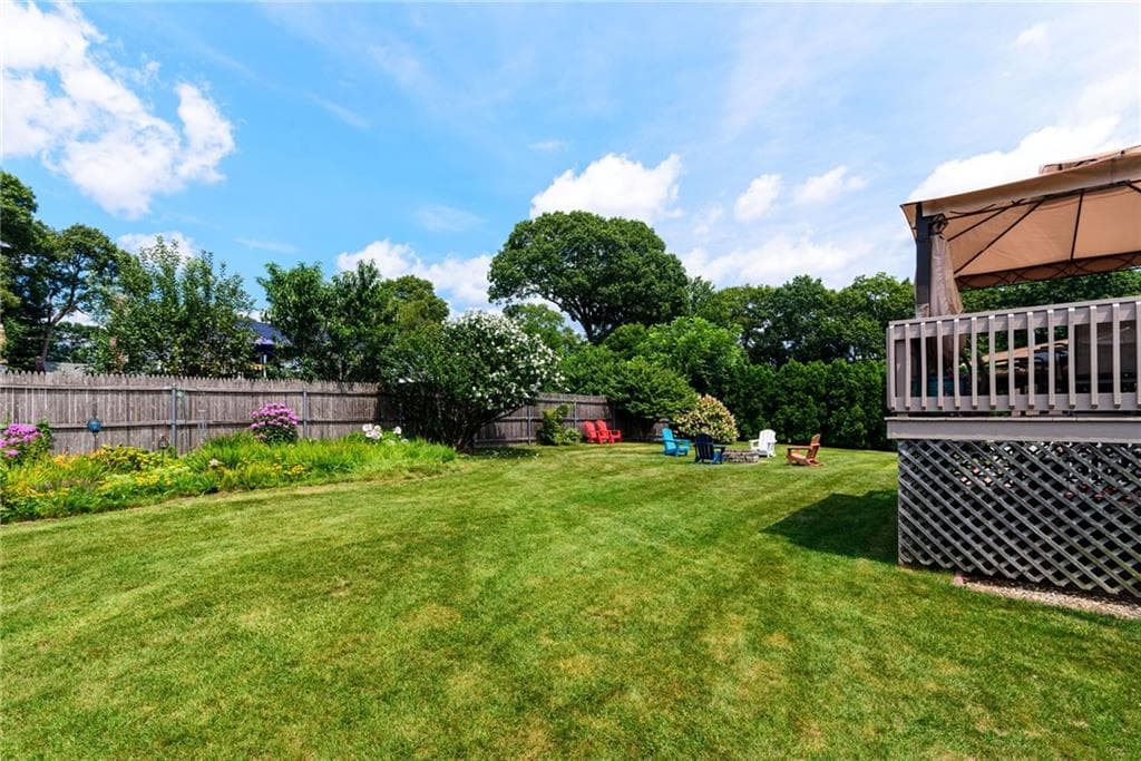 43 Crescendo Drive photo 38