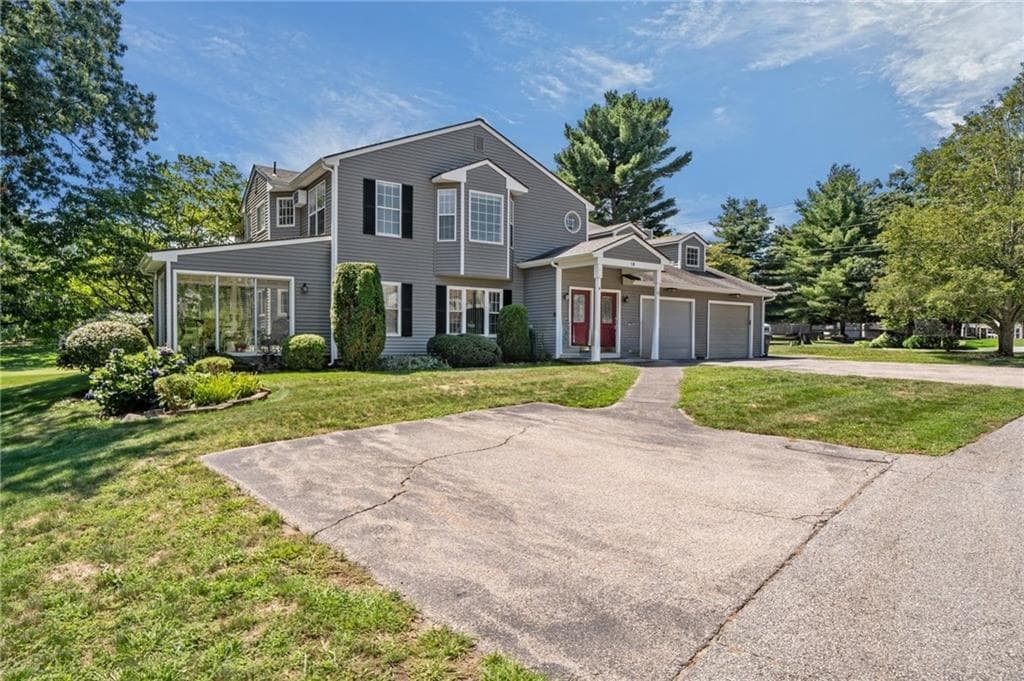 18 Pond Court UNIT C photo 2