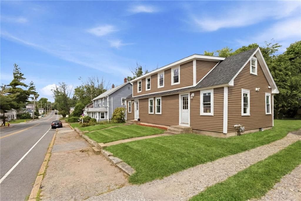 65 New London Avenue photo 2