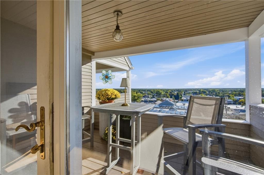 Condominium at 400 Meshanticut Valley Parkway UNIT 16, Cranston, photo 27 of 45