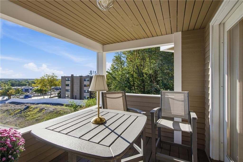 Condominium at 400 Meshanticut Valley Parkway UNIT 16, Cranston, photo 28 of 45
