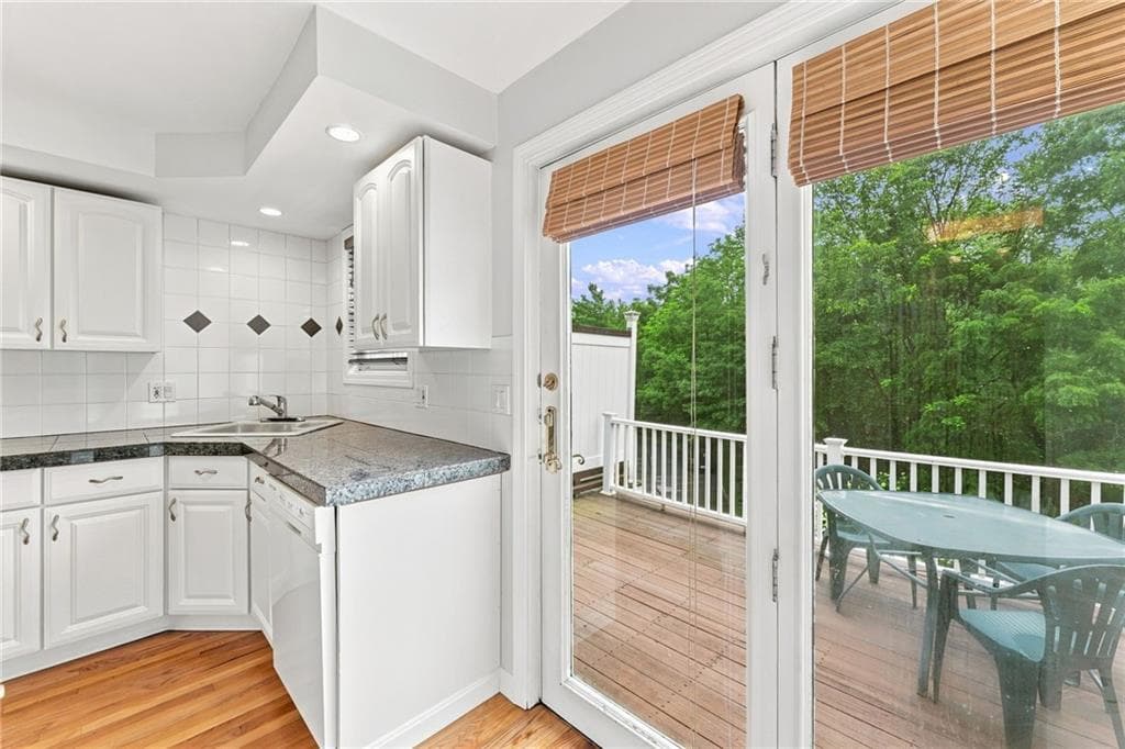 3399 Post Road UNIT 13 photo 17