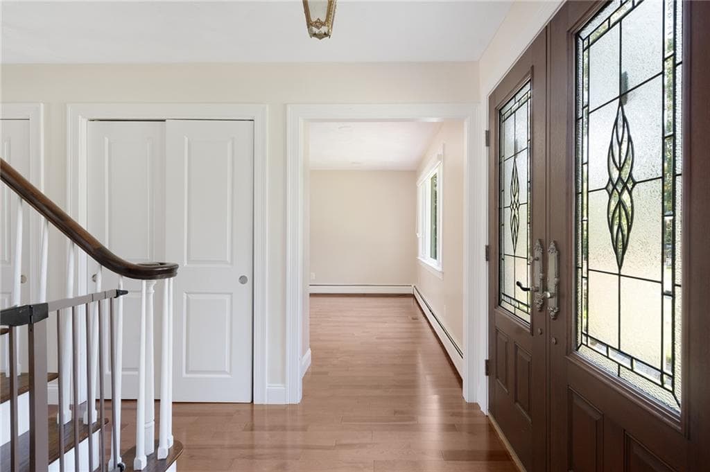 16 Lennon Road photo 3