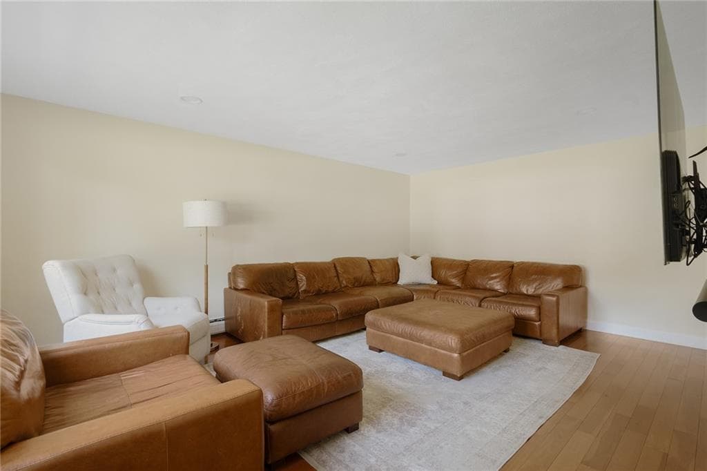 16 Lennon Road photo 14