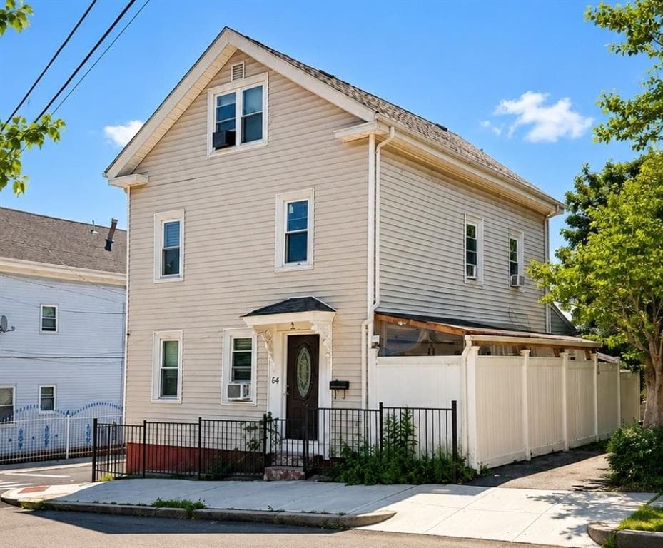 64 Appleton Street photo 39