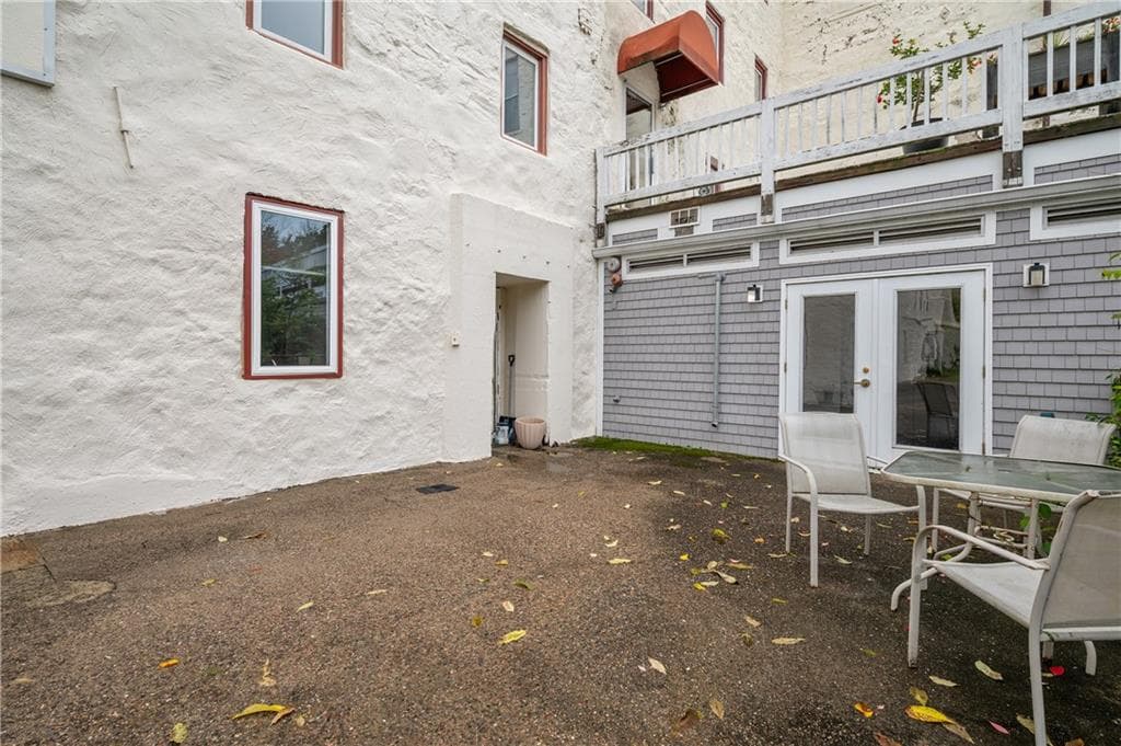 494 Woonasquatucket Avenue UNIT 101 photo 14