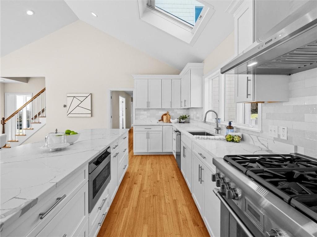95 Holman Street photo 8