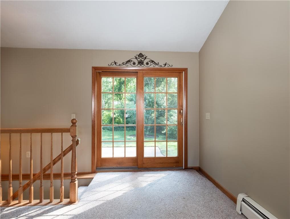 Single Family Residence at 77 Drybrook Road, Warwick, photo 8 of 35