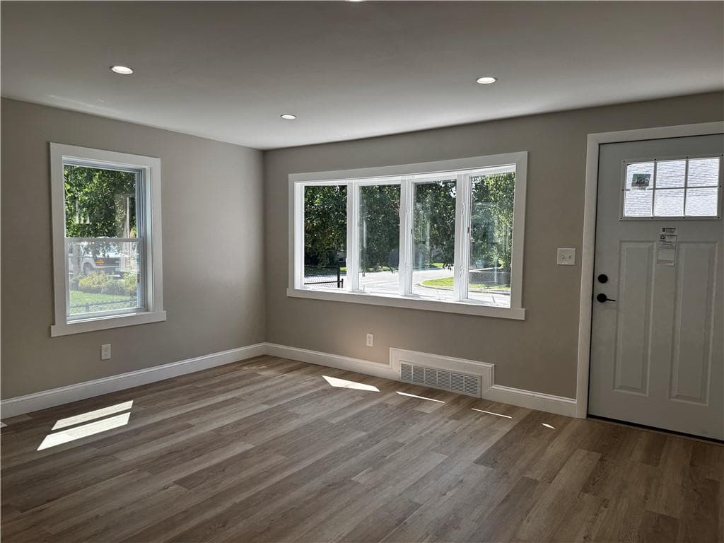 496 Beverage Hill Avenue photo 5