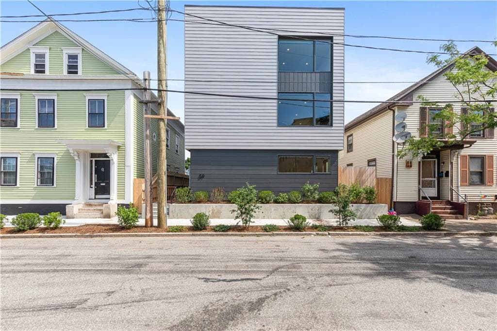 59 Warren Street UNIT 6 photo 3