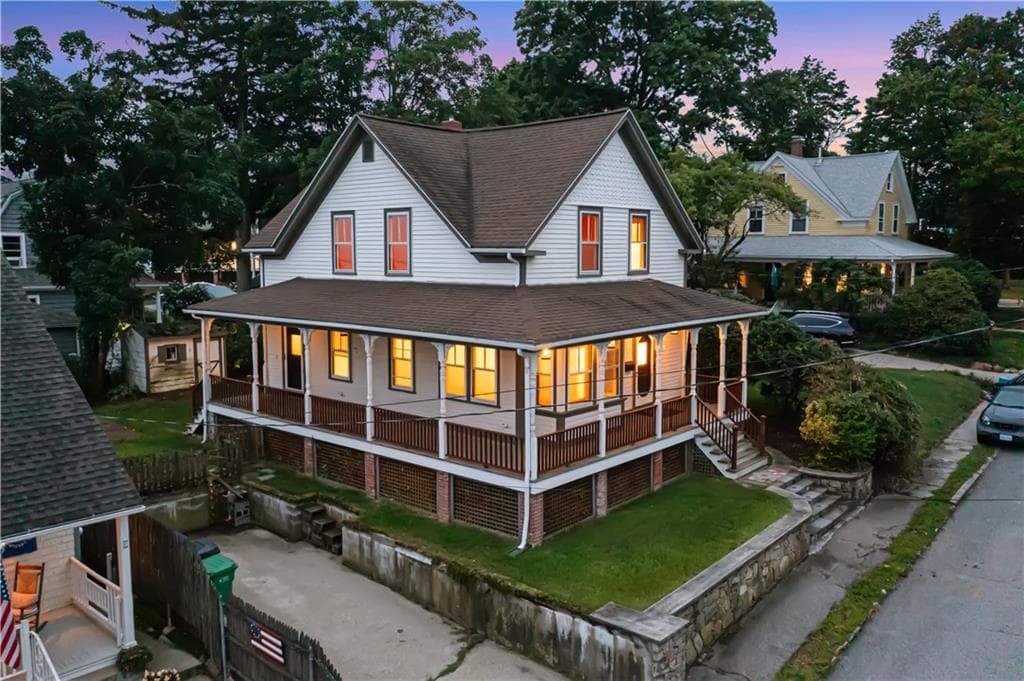 Single Family Residence at 20 Spring Garden Street, Warwick, photo 3 of 50