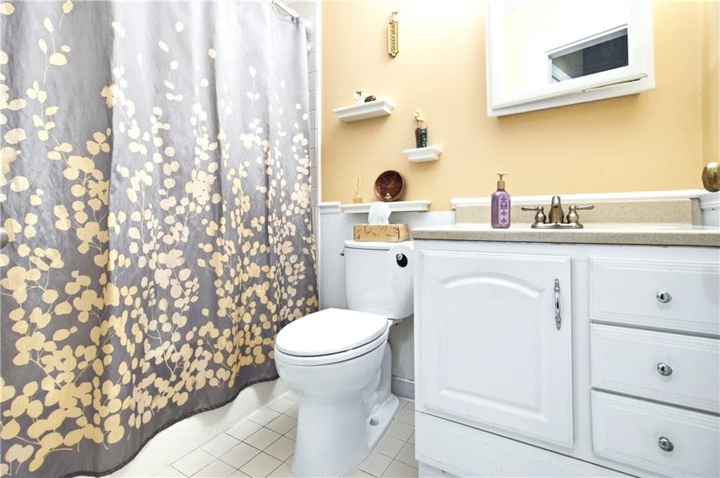27 Higgins Street UNIT 201 photo 14