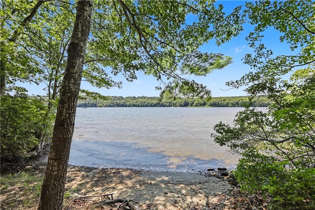 555 Carpenter Lane photo 33
