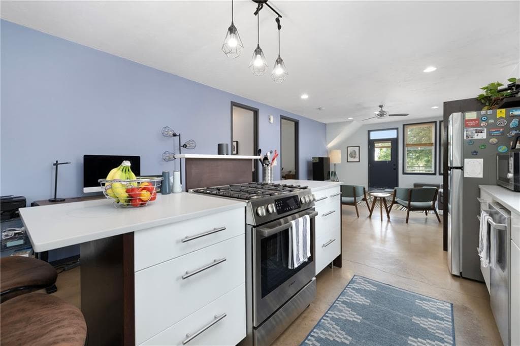 114 Ring Street UNIT 1 photo 12