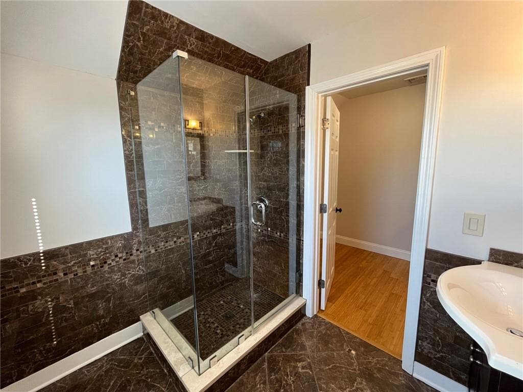 71 Sutton Street photo 10