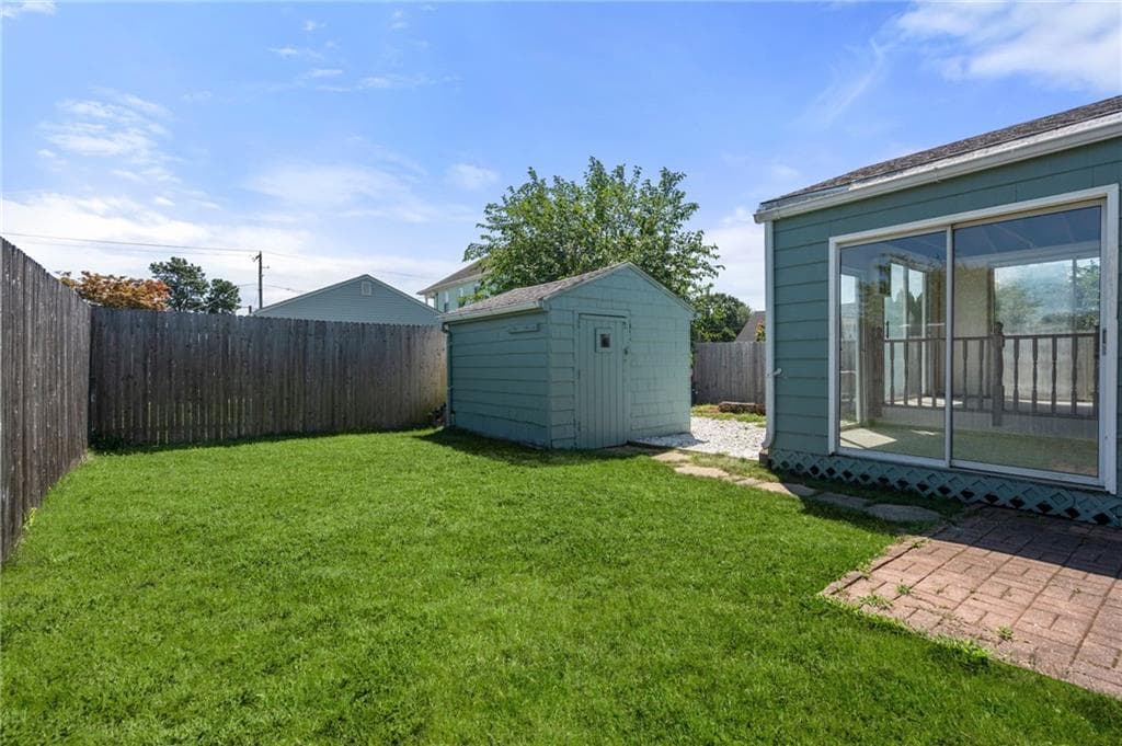 21 Ashley Street photo 27
