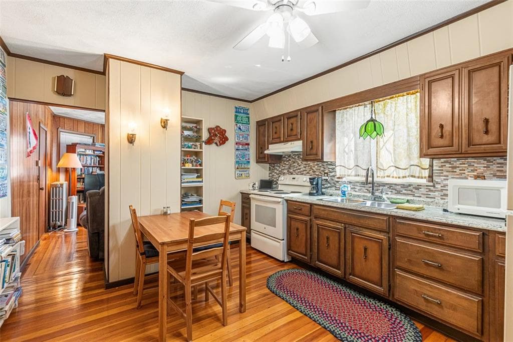 82 Chestnut Avenue photo 5