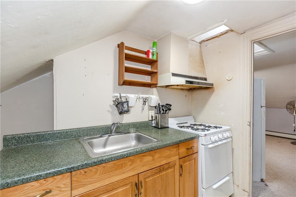 229 Gano Street photo 31