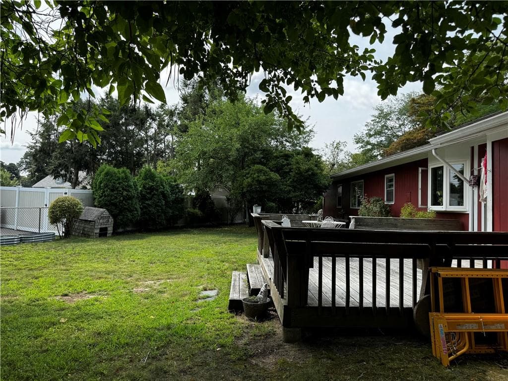 18 Leslie Road photo 15