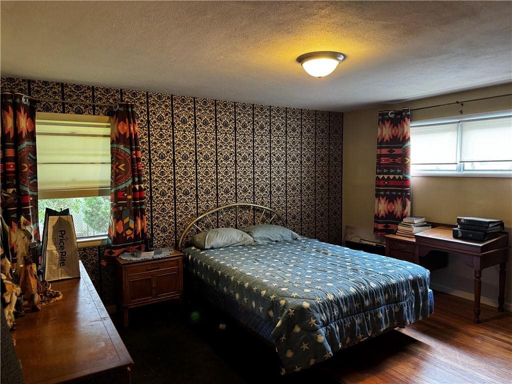 18 Leslie Road photo 8