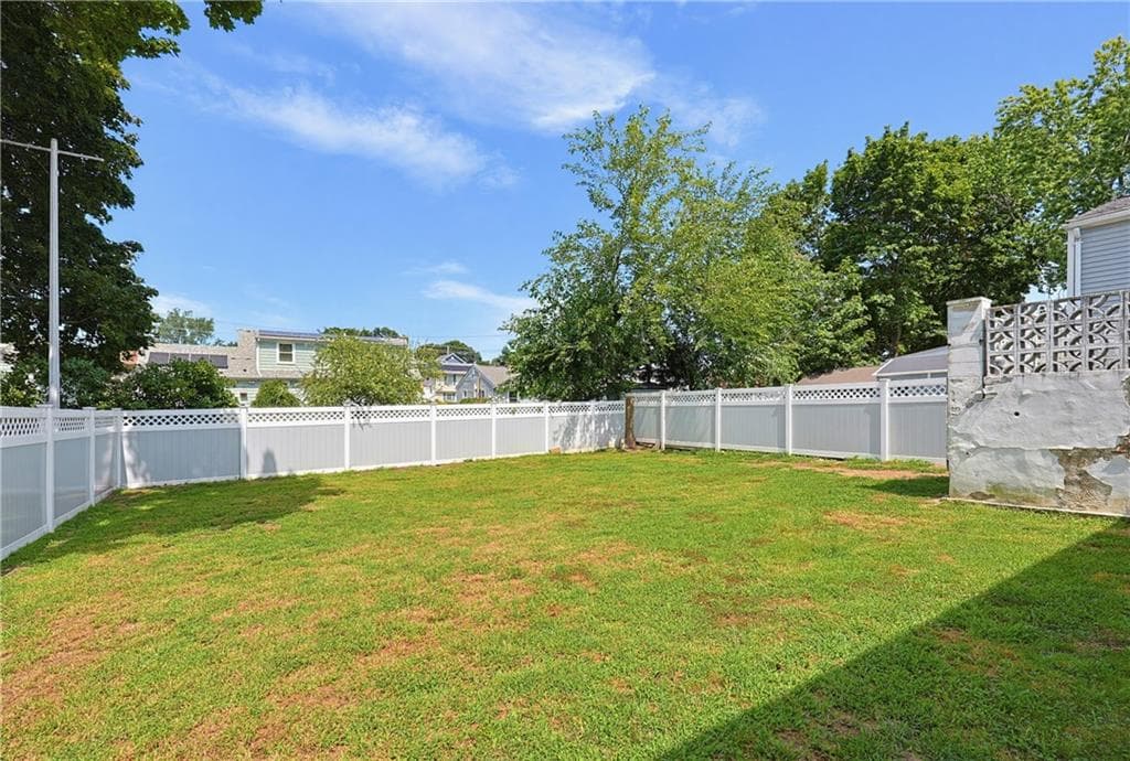 30 Briggs Street photo 22
