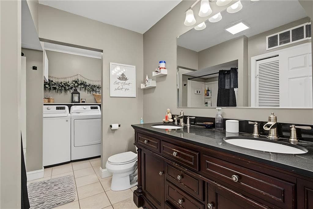 348 Park Place photo 17