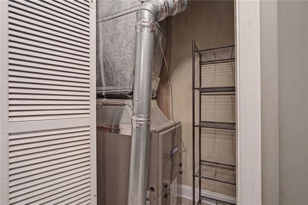 348 Park Place photo 22