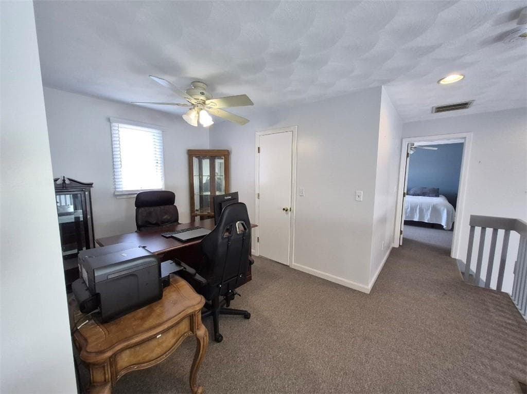 2484 Hartford Avenue photo 28