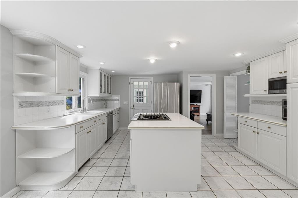 465 Red Chimney Drive photo 22