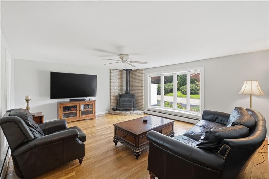 465 Red Chimney Drive photo 24