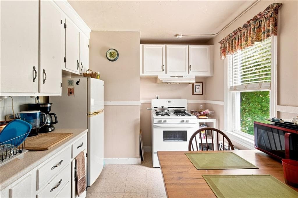 87 Saint Paul Street photo 26