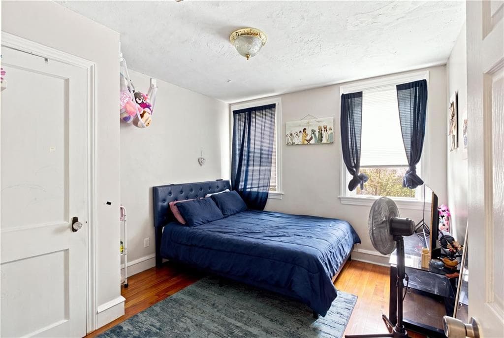 87 Saint Paul Street photo 22