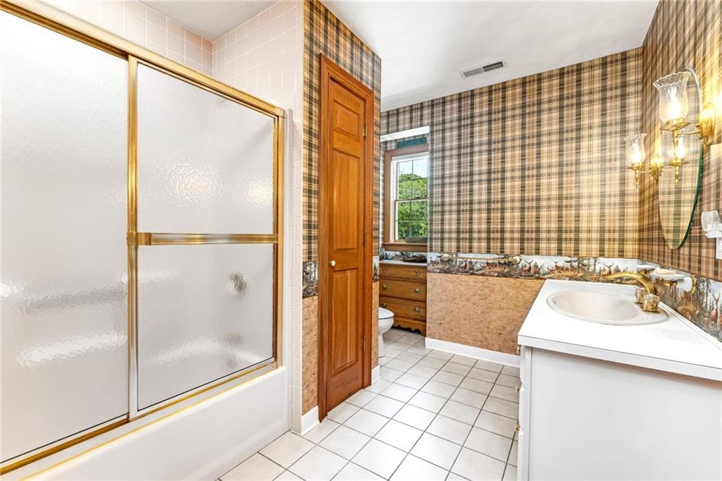 74 Oakwoods Drive photo 33