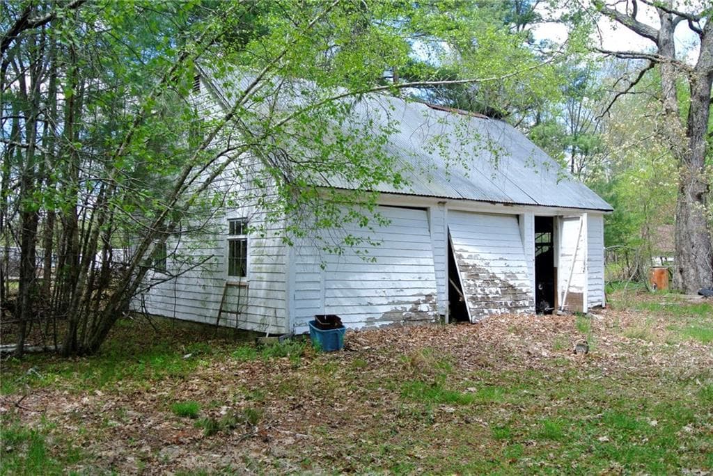 Single Family Residence at 4 Boswell Trail, Foster, photo 6 of 25