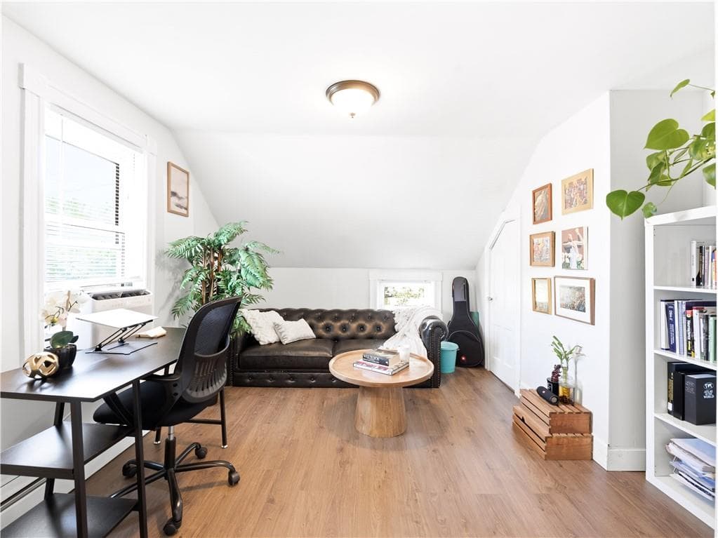 44 Ruth Avenue photo 32