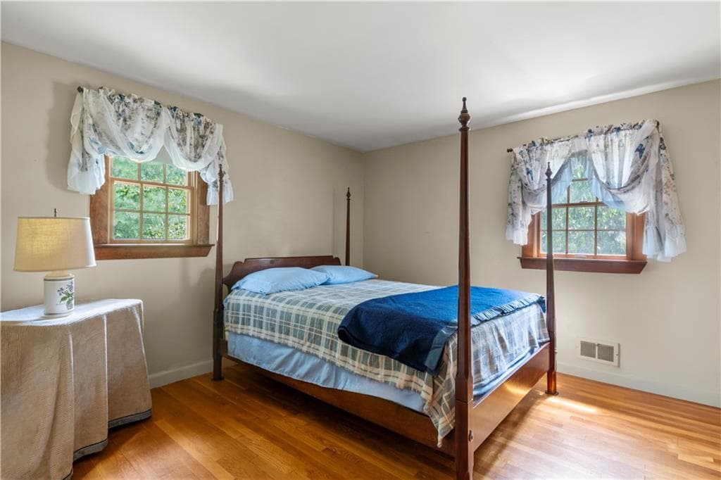 17 Crest Drive photo 32