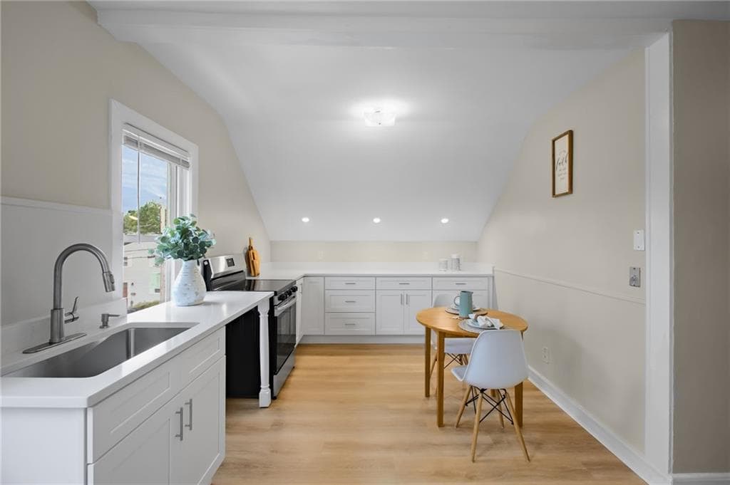 70 Martin Street photo 2